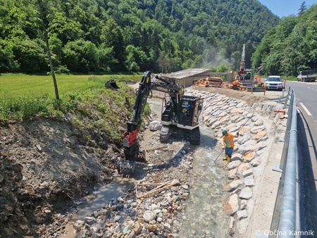 Sanacijska obnova vodotokov in hudournikov po poplavah (2)